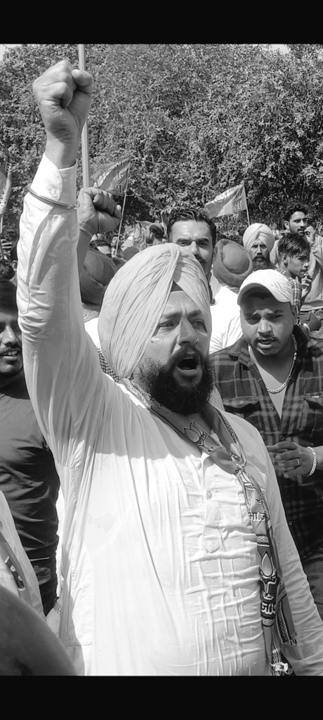 Gosha4india's tweet photo. ਤੁਹਾਡੇ ਸੰਘਰਸ਼ ਦੀ ਡੂੰਘਾਈ, ਤੁਹਾਡੀ
ਸਫਲਤਾ ਦੀ ਉਚਾਈ ਨਿਰਧਾਰਿਤ ਕਰਦੀ ਹੈ।
@BJP4India @BJP4Punjab https://t.co/Ugus1lgmGK