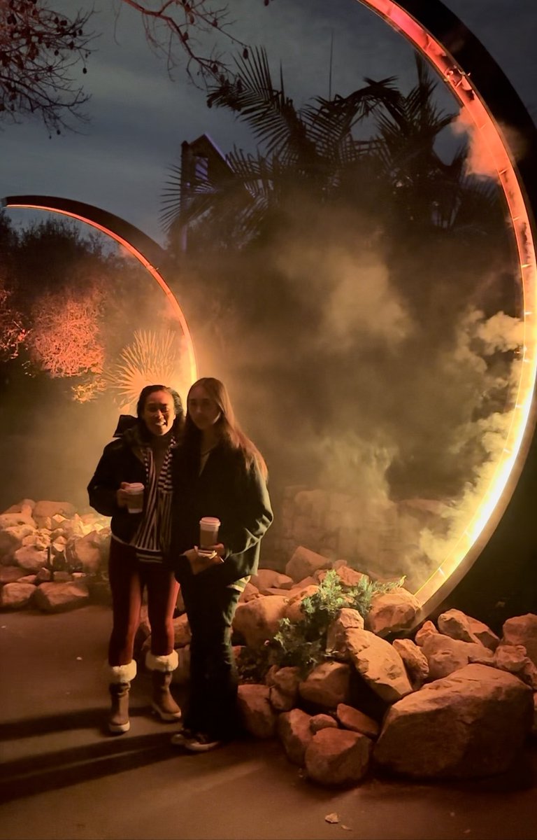 raquel_caballes's tweet photo. Astral Lumina at @scbgarden 🌵An excellent walk through the night with my kiddos ❤️ @astraluminala #southcoastbotanicgarden #palosverdes #nightlights #countsasahike #famfun 💐 #thekidswentforthehotchocolate 🥤 https://t.co/6AzRd8cWwn