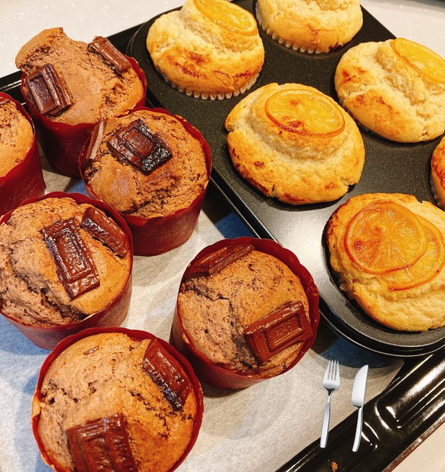 国産レモンを手に入れたので😎
砂糖ほぼ半分の甘さ控えめマフィン。
がんばったがんばった。 