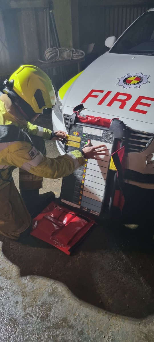 Last night saw our crew cover a BA exercise, RTC dexterity challenge capped off by flooding in basement. #rtc #training #BreathingApparatus Dräger Fire Holmatro - Rescue Tools and Extrication Equipment