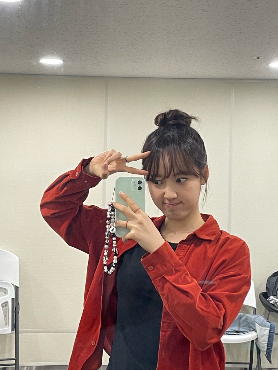 키링 오늘도 고생했어요 
토닥토닥 쓰담쓰담🫂
푹 쉬고 주말을 맞이합시당!
나는 엄청 일찍 잘 예정😴🌙 #🌱