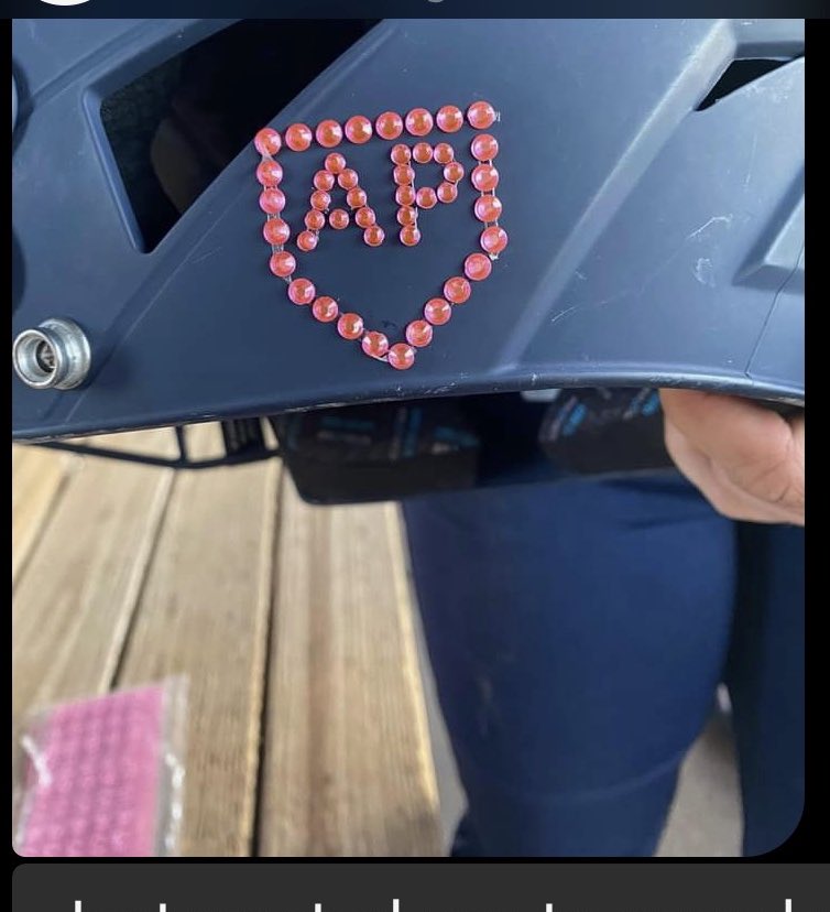 JpryorJamie's tweet photo. Thank you Kennedy Nalley and USI for supporting our girl!  #llap.   #loveBIG https://t.co/WHLFQ6ioUN