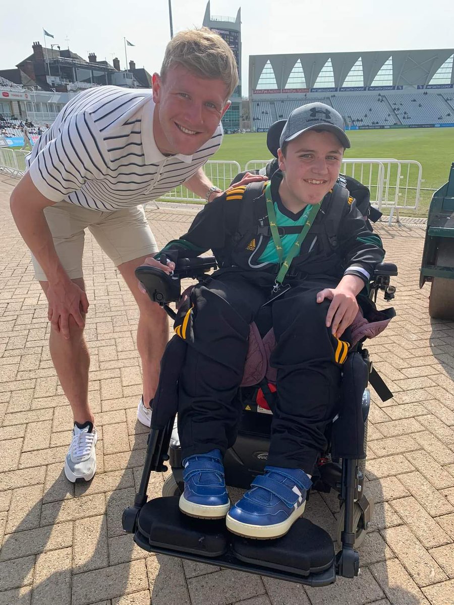 TrentEndKevin's tweet photo. Next week against Newcastle in the 16th minute can we all clap for Finlay Topham who passed away today aged 16.
Massive Forest fan and TrentEnd SC holder.
@JoeWorrall5 @surridge_sam @NFFC @NUFC c'mon #forestfamily #NFFC #newcastleunited #Duchenne let's make this happen please RT https://t.co/qo7VNqefoK