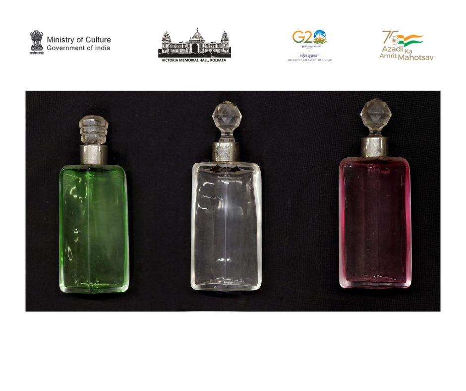 Museum from home-
Title: Travelling perfume set used by prince Dwarakanath Tagore
Accession Number: R6067
Material: Glass

@MinOfCultureGoI  

#VMH #VictoriaMemorialHall #victoriamemorial #victoriamemorialkolkata #MuseumFromHome #perfumebottles #dwarkanathtagore