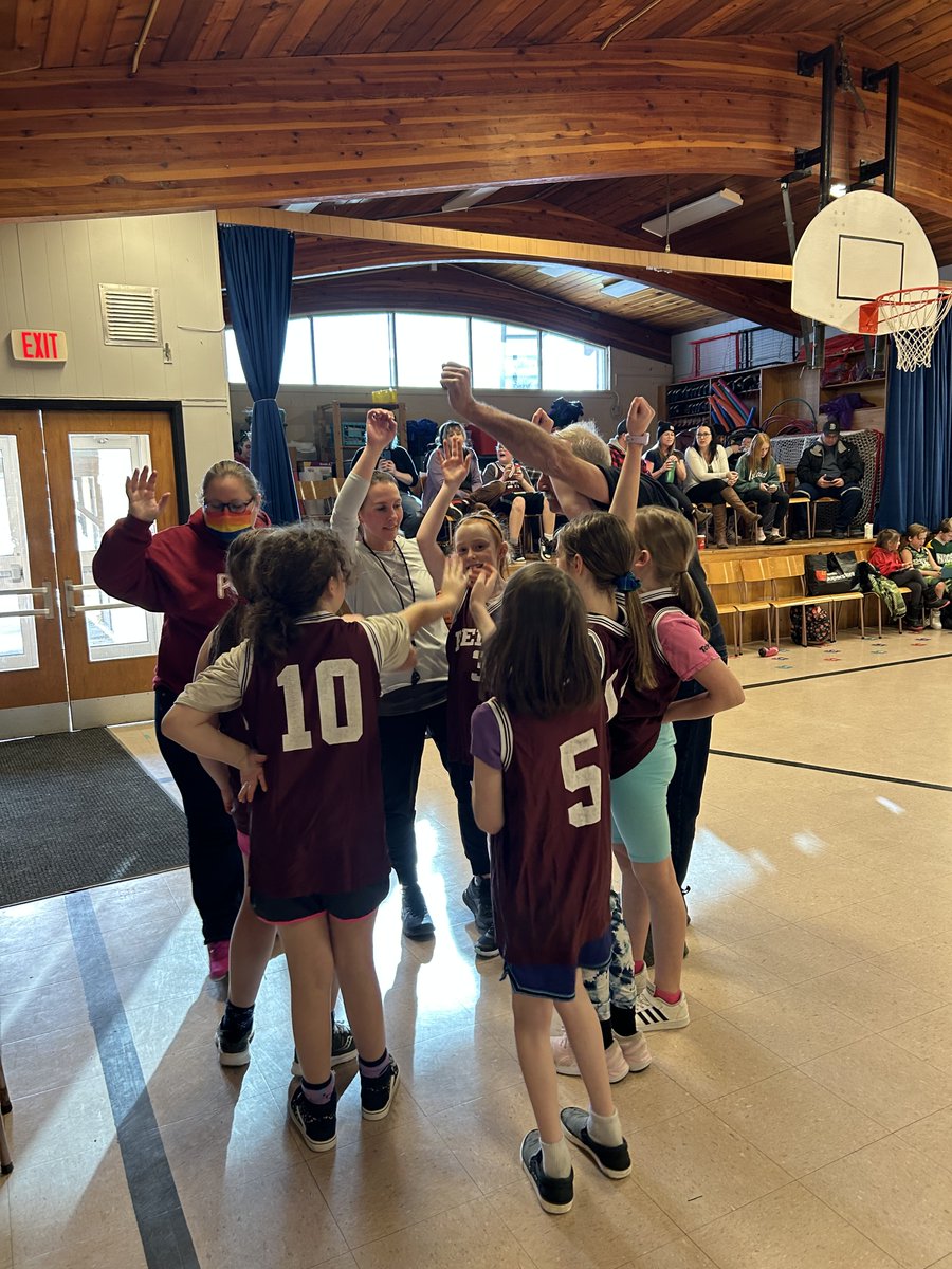 Erin Creaser tweet media