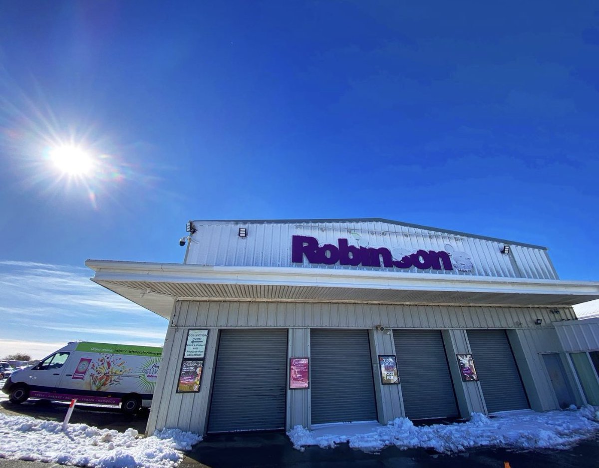 robinsonsiom tweet media