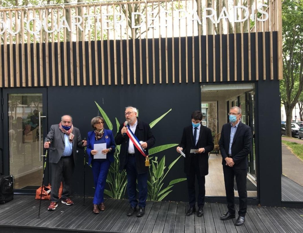FontenayDemain's tweet photo. C'est avec émotion que nous apprenons le décès du grand architecte @rolandjcastro, ses associés continueront le projet des #Blagis à @fontenay92.
Nos condoléances vont à sa famille, collègues et amis. https://t.co/O1ChQlEhqO