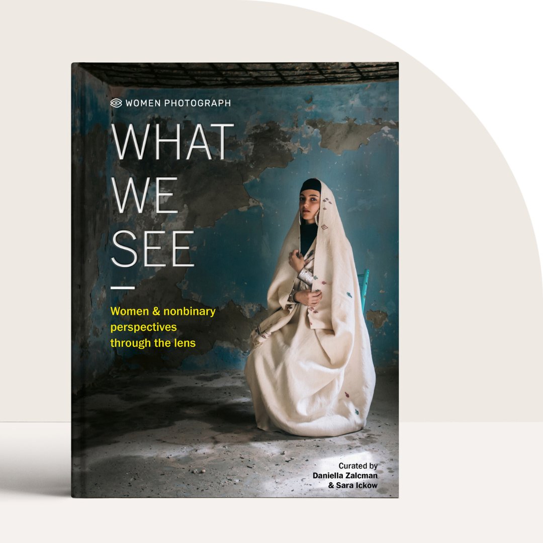 This Women’s History Month, we’re thrilled to publish a brilliant work from @womenphotograph, an organization currently making history: What We See: Women & Nonbinary Perspectives Through the Lens, available now.

bookshop.org/a/86124/978071…

#womenshistorymonth #womenphotograph