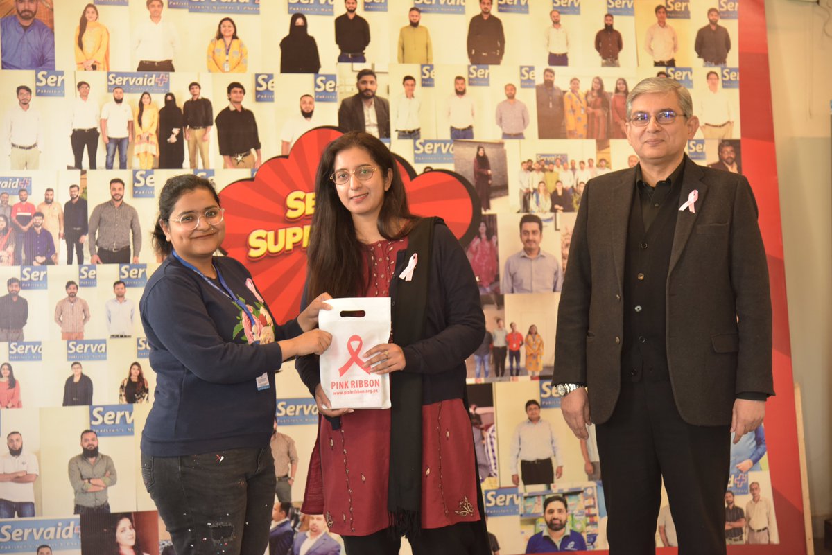 pinkribbonorgpk's tweet photo. Pink Ribbon conducted an awareness session at Servaid Pharmacy head office. Special kits for breast self-examination were also distributed among the staff.
#pinkribbon #breastcancer #awareness #Servaid https://t.co/pfZIStT3eI
