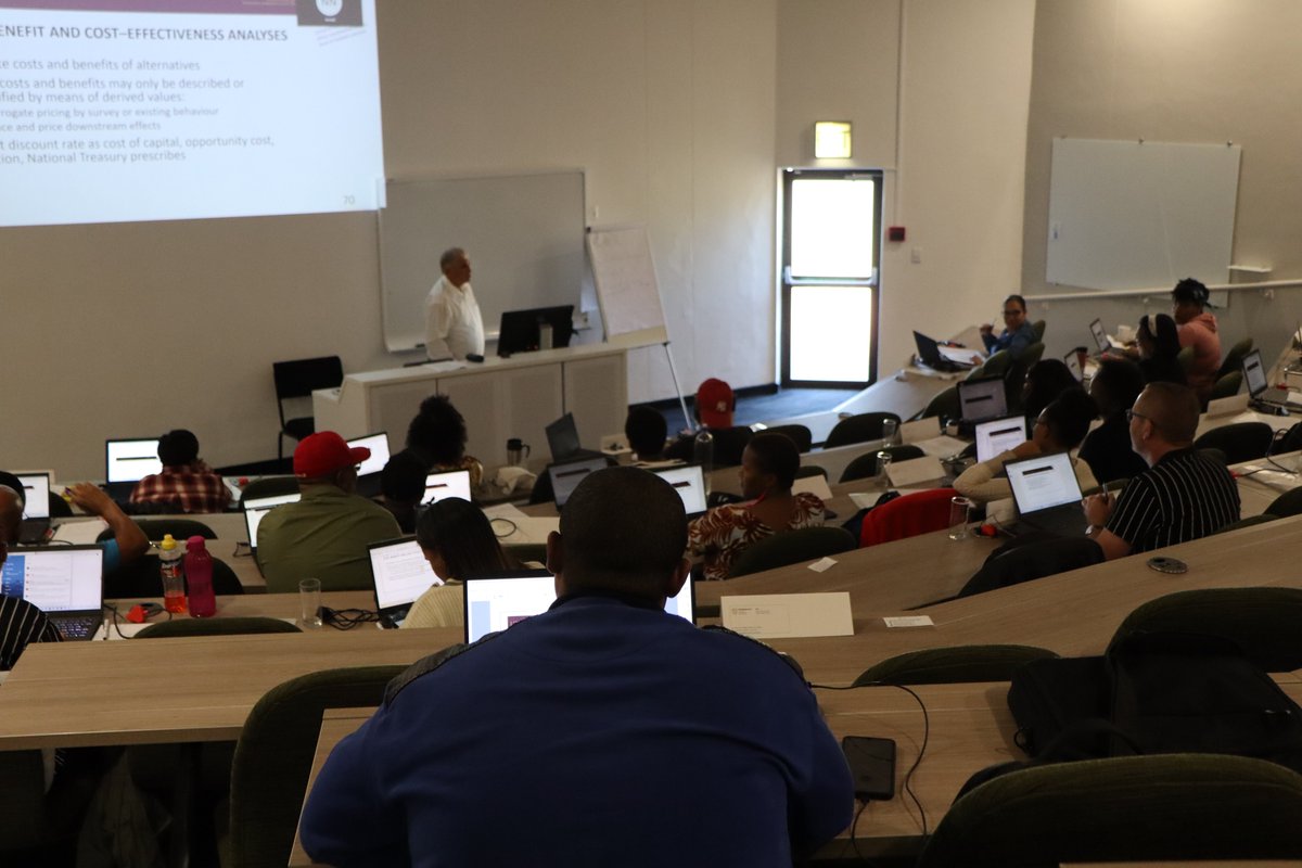 School of Public Leadership - SPL tweet media