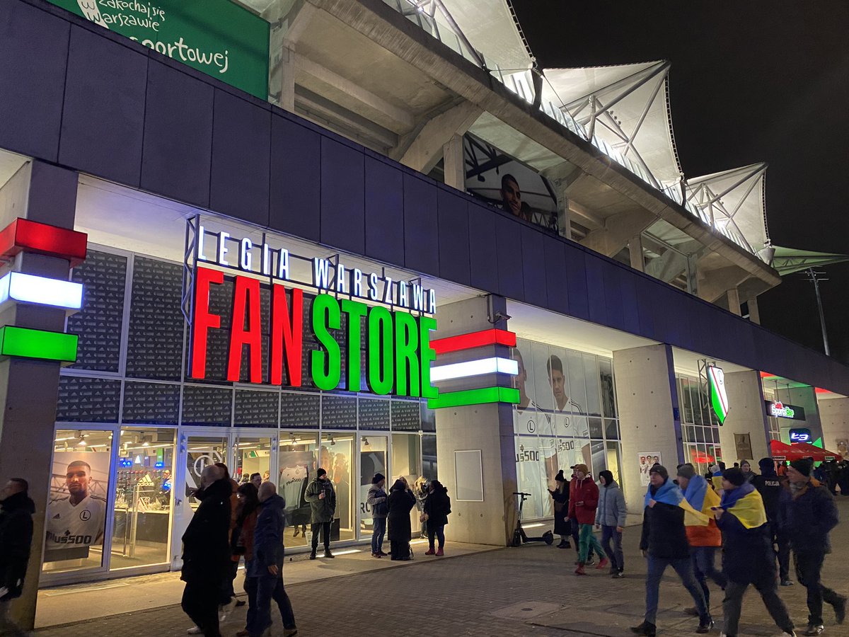 LuisdelTeso's tweet photo. UEFA Europa League (@EuropaLeague):
F.C. Shakhtar Donetsk (@FCShakhtar) 🇺🇦 1-1 🇳🇱 Feyenoord Rotterdam (@Feyenoord).
🇵🇱🤝🇺🇦
#UEL #ShakhtarFeyenoord #SHAFEY #Shakhtar https://t.co/HoAB0BGoqZ