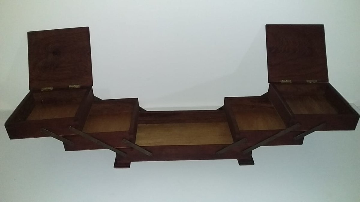 Online Auction: grandoak.co.za

View @ our offices

Vintage Cantilever Style Sewing or Jewelry Box, Handcrafted from Wood & Brass

#sewingbox #jewelrybox #antiqueauction #vintageauction #cantileverbox #onlineauction #grandoakauctions