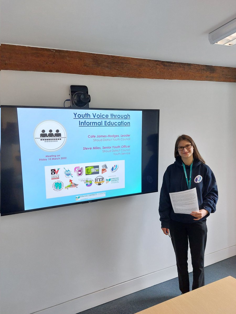 StroudYouth's tweet image. SDYC Leader, Cate James-Hodges at Stroud District Local Strategic Partnership meeting today &amp;amp; gave presentation on Youth Voice through Informal Education with SDC Senior Youth Officer, Steve Miles - they contributed to conversations on education &amp;amp; apprenticeships
#youthvoice