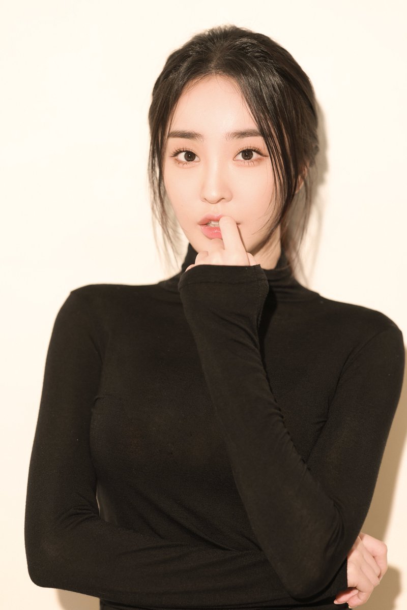 나현❤︎ tweet media