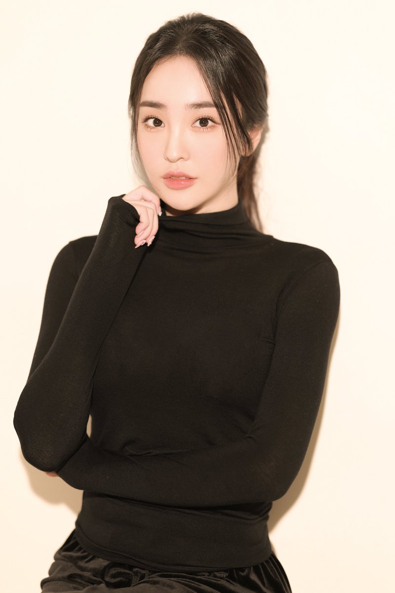 나현❤︎ tweet media