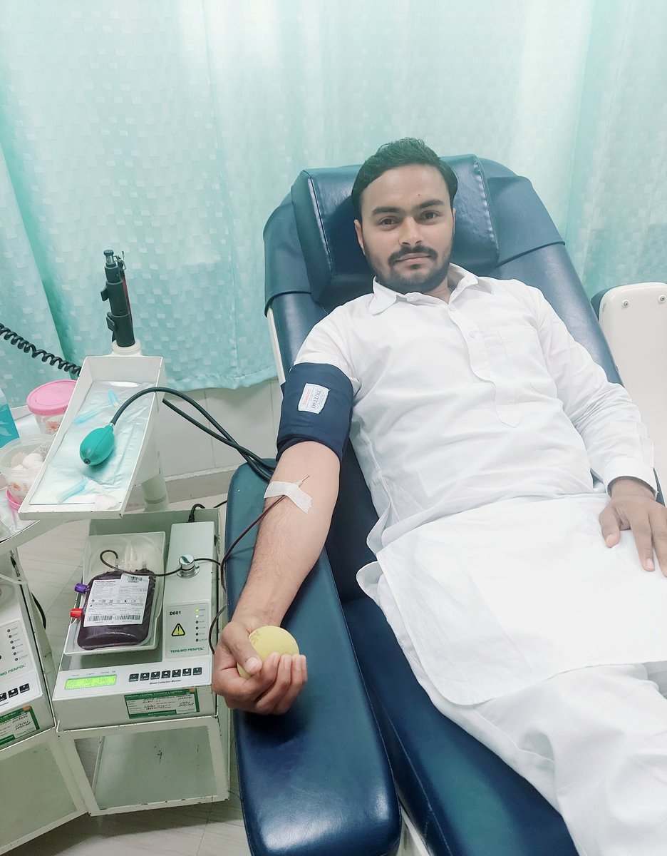 13th Time Blood Donate...🩸🩸🩸
BMS Blood Bank, #DeraSachaSauda, Sirsa
#BloodDonate #BloodDonation #blooddonor #blood #donate #ramrahim #babaramrahim 🥰
Guidance - Saint Dr. Gurmeet Ram Rahim Singh Ji Insan