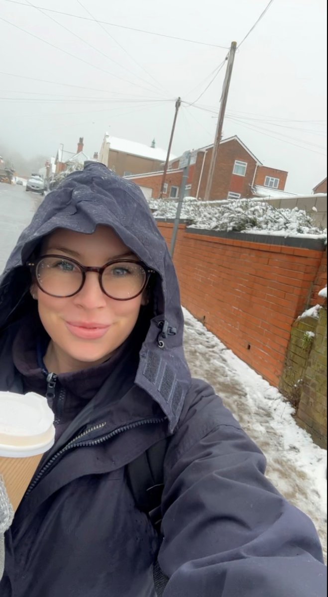 Never a dull moment as a Nurse within the NHS. Our Malvern Neighbourhood Team braving the cold to provide care to patients who are most vulnerable during this weather. Learn more about what a career as a nurse in the NHS looks like: careers.hacw.nhs.uk