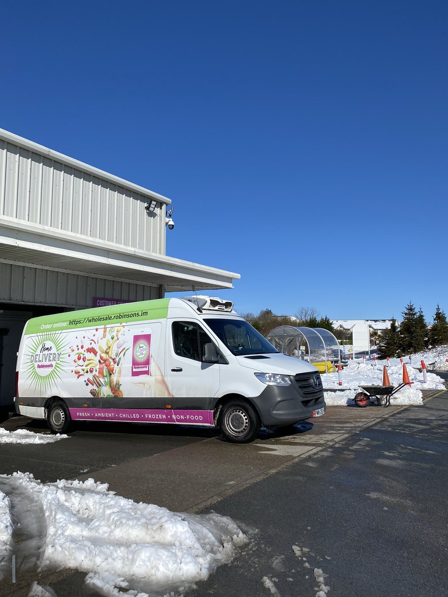 robinsonsiom tweet media