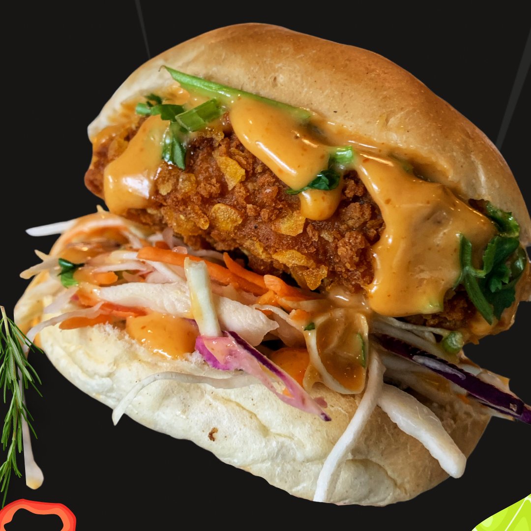 Indulge in the ultimate plant-based comfort food with our crispy and juicy vegan fried chicken burger. An all-round favourite💛 Visit or order in on @Deliveroo & @ubereats_uk