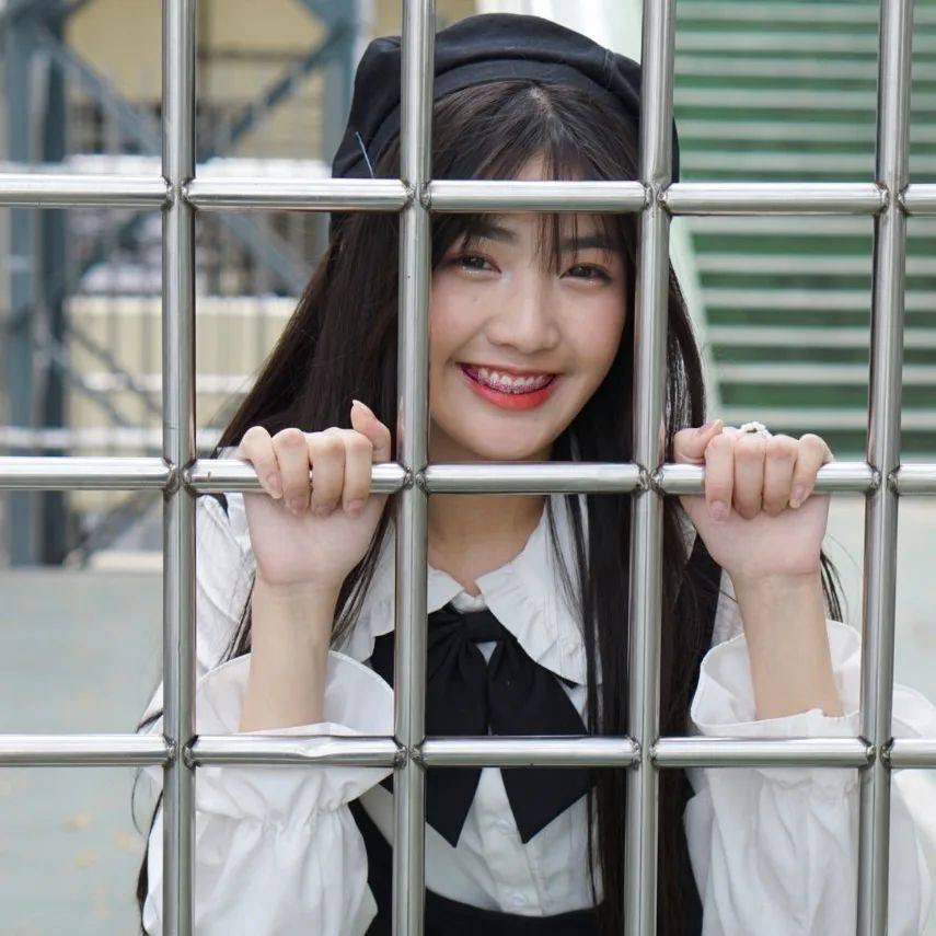 MarineBNK48_TH's tweet photo. 🐈 ᴍᴀʀɪɴᴇ ᴜᴘᴅᴀᴛᴇ ♡
[ ғᴀᴄᴇʙᴏᴏᴋ &amp; ɪɴsᴛᴀɢʀᴀᴍ ]

มาเที่ยวฮ่องกงคับ👮🏻‍♀️

ᴄʀᴇᴅɪᴛ : marine.bnk48official 
🔗 https://t.co/DdfR2RRvMN

#MarineBNK48 #MarineKotchapon #BNK48 https://t.co/NOm9FTc7kk