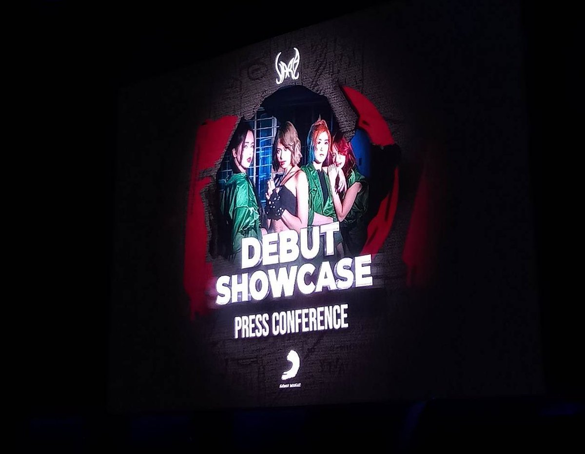 ostdph's tweet image. 𝐖𝐞 𝐚𝐫𝐞 𝐡𝐞𝐫𝐞 𝐚𝐭 𝐭𝐡𝐞 𝐝𝐞𝐛𝐮𝐭 𝐚𝐧𝐝 𝐬𝐡𝐨𝐰𝐜𝐚𝐬𝐞 𝐨𝐟 𝐘𝐀𝐑𝐀! 🥳

Filipino four-member act YARA joins the P-Pop roster of Sony Music Entertainment.