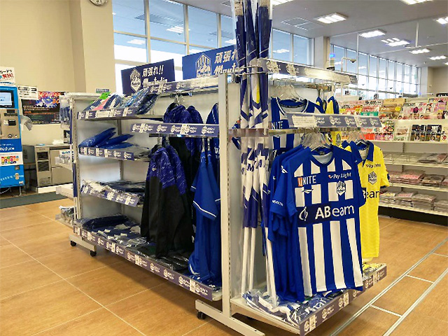 ヤマザワ長岡店にてオフィシャルグッズの取り扱いを開始いたしました