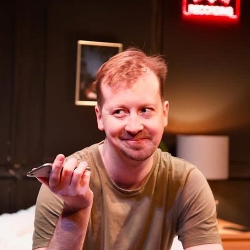 thereviewchap's tweet photo. Last two days of Tom Hartwell's new ⭐⭐⭐⭐⭐ play Mind Full at the Hope Theatre with Katherine Moran, directed by Conor Cook !
@Mindfullplay @TomHartwell88 @katherinelmoran @TheHopeTheatre @ConorCook31 @RebecaRayne https://t.co/93V3iSzsMR