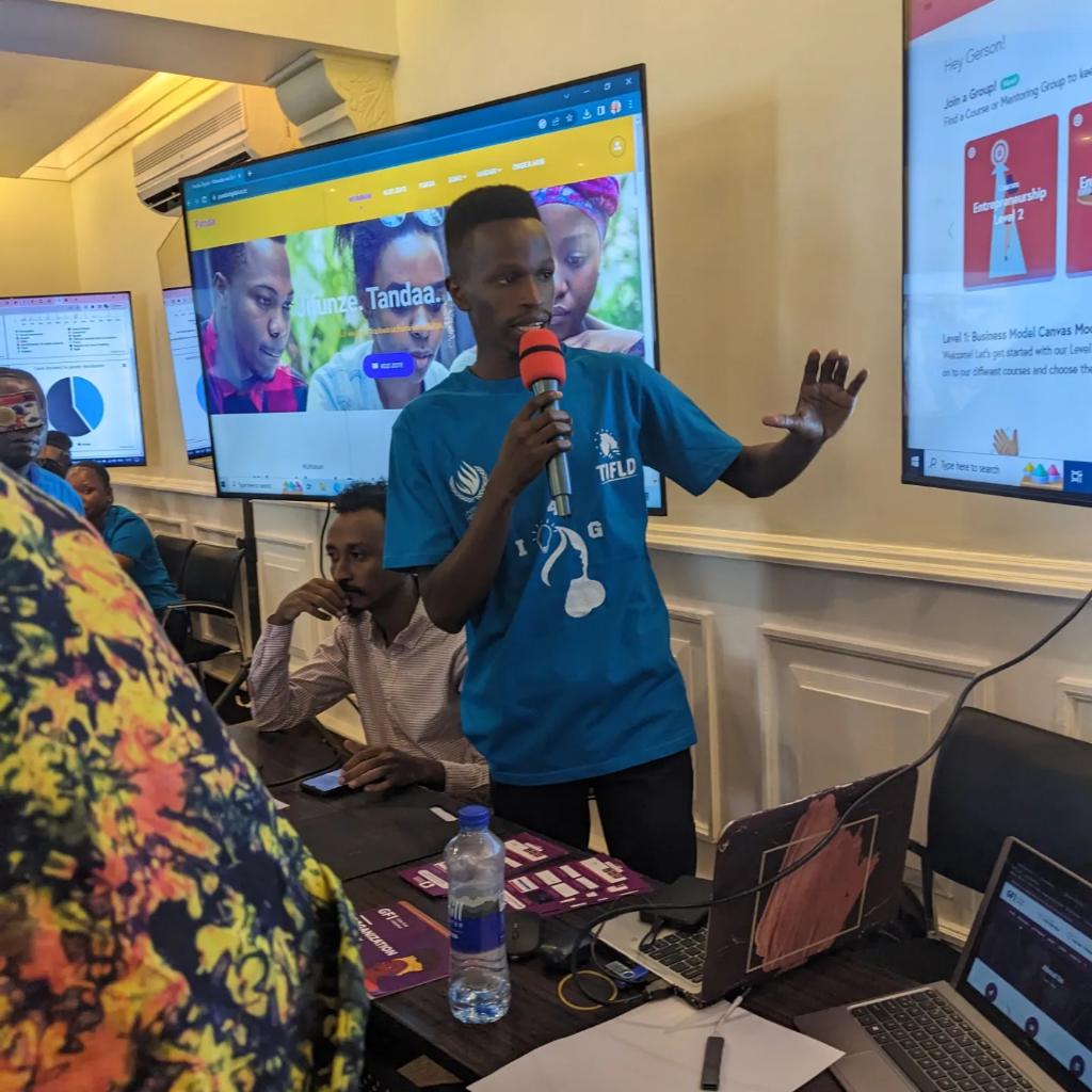 Girls_firstinitiative tweet media