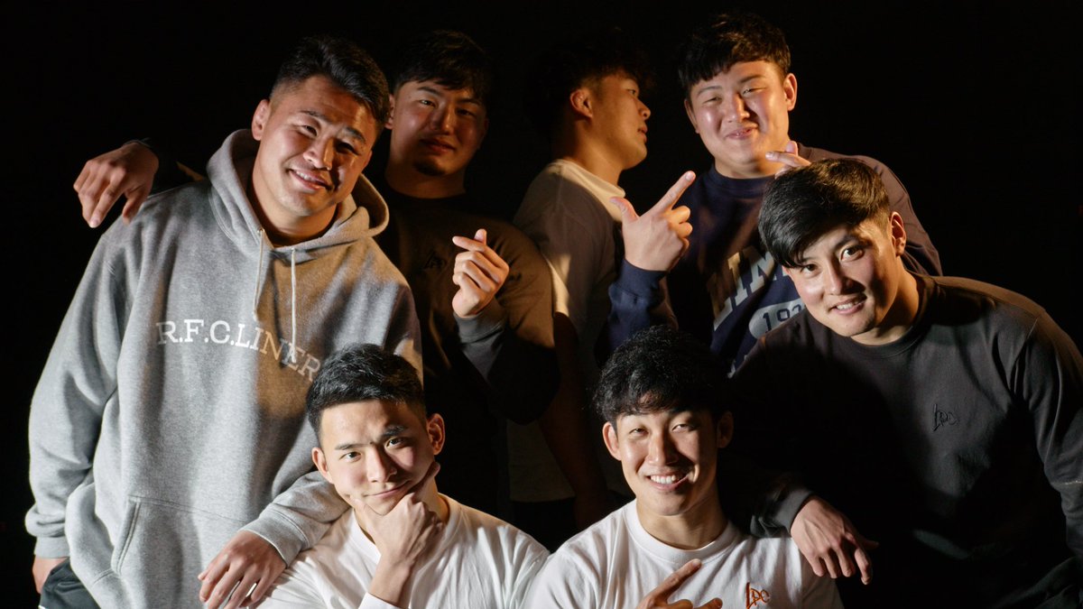 ココロユナイテッドさんで抹茶を買ってステッカーを頂きました😊そして企画ブースでプレーンを買ってポストカードをゲット💝ファン感でどなたかにサインお願いしたい🙏
本日のトライゲッター横井さんどこ向いてるの？w 野中キャプテンまだ27歳独身だったとは〜私の中では上司にしたい選手No.1☝️  