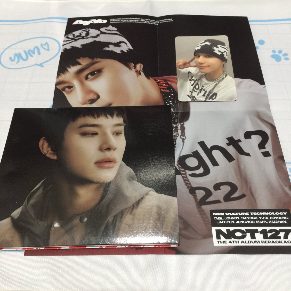 BP_4REA's tweet photo. 💝 jungwoo ay-yo digipack

may jungwoo digi na me :”>

🛒 @zeuscartrider 》got the set for a good price and ang cute ng sanrio freebies hehe safe pagkapack and mabilis dumating 👏🏻 tysm!! #ThankZeusPo https://t.co/sRY9HYmhRY