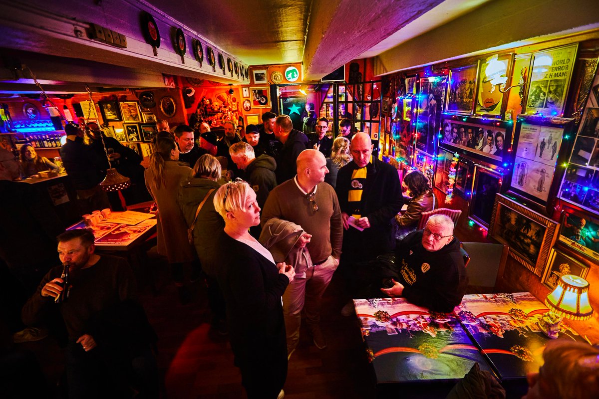 Tak for en fremragende åbning af festivalen igår. Shoot! er i den grad tilbage.

Vi glæder os til at se jer til dagens visninger. Find program og billetter her: bit.ly/3ZtedrP

Fotos: Klaus Sletting Jensen