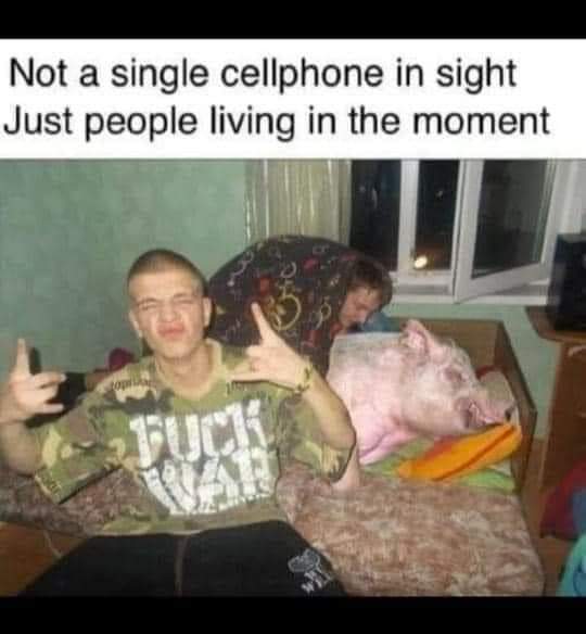 Ahh.. Memories!😉😎😂 https://t.co/waT6H5FUjV