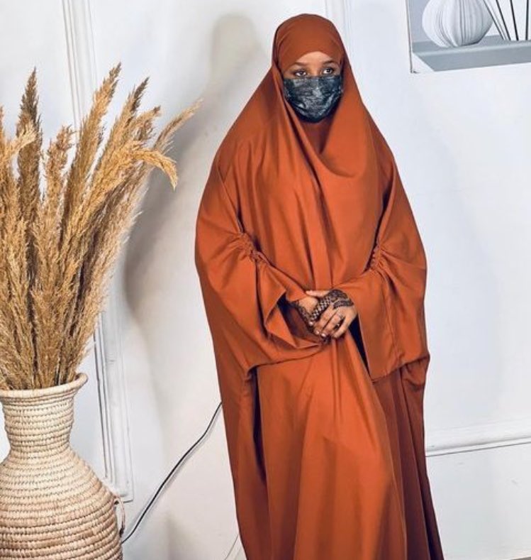 zarhrahh's tweet photo. I sell jilbabs and hijabs 
Please retweet🙏🏻😊
📍zaria
Nationwide delivery 
My customer might be on you TL https://t.co/TC5ZJRmP7W