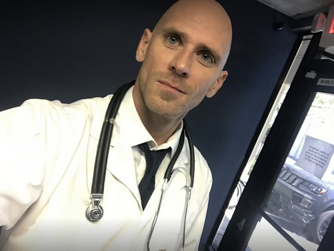 RT if you need a checkup with Dr. Sins 😏 https://t.co/JwBVuH1zmx