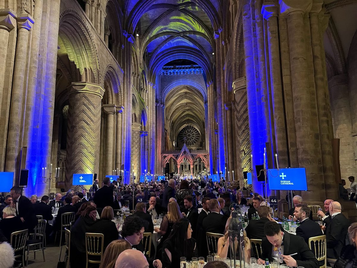 Last night I was lucky enough to attend the @NEEChamber annual dinner in Durham cathedral. Thanks to <a href="/durham_uni/">Durham University</a>. Fascinating to hear whats going on with local businesses and to see a lot of interest in our work in the <a href="/DurhamPhysics/">Durham Physics</a> #DurhamCfAI.