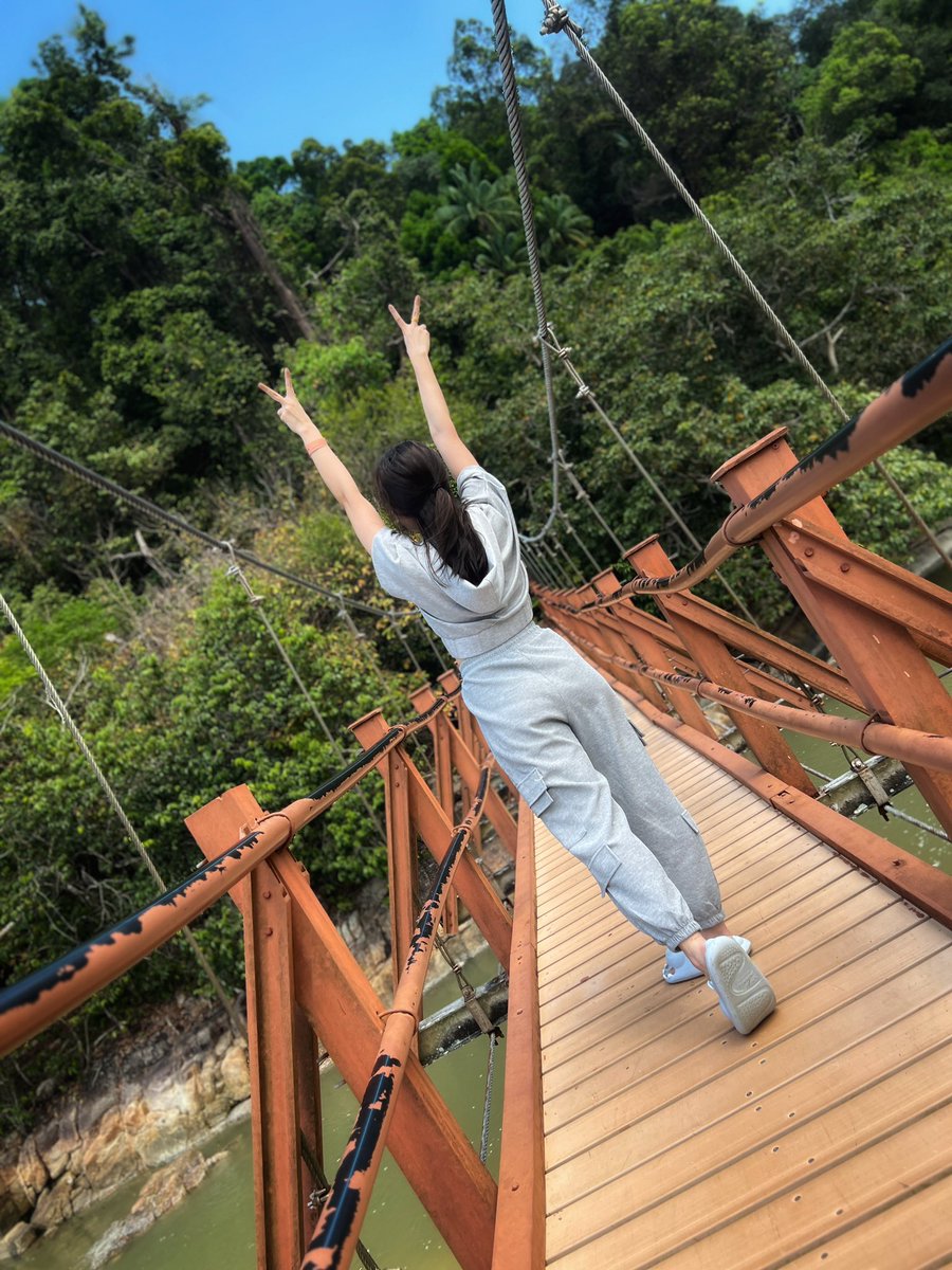 athenajlo's tweet photo. 📍 Taman Negara Pulau Pinang 
Trek ke Pantai Keranchut 
Entrance fee: RM 10

Lama x jumpa hehe🤪 https://t.co/vkI8rpA9NB