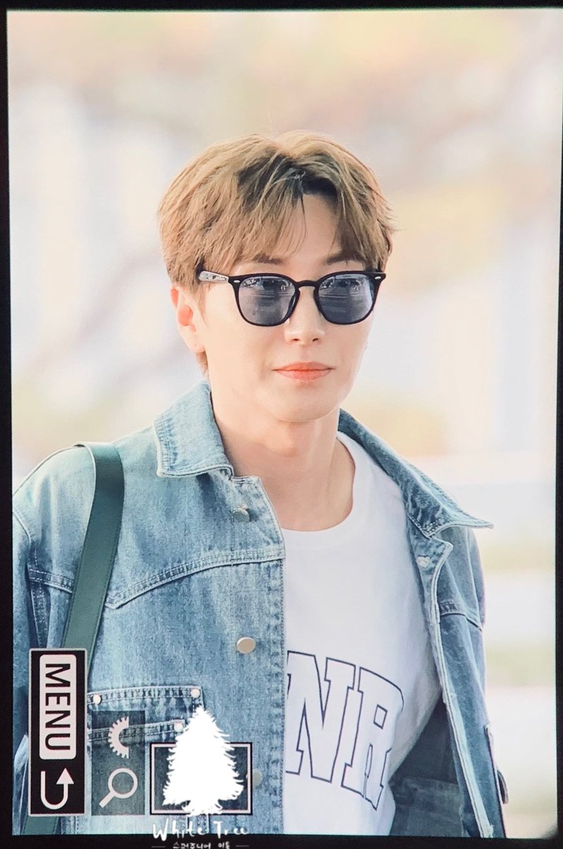 230310 출국
오늘 공항 패션 너무 좋아요 😍💙

#이특 #LEETEUK #イトゥク #利特 #슈퍼주니어 #SUPERJUNIOR <a href="/special1004/">Lee Teuk</a>