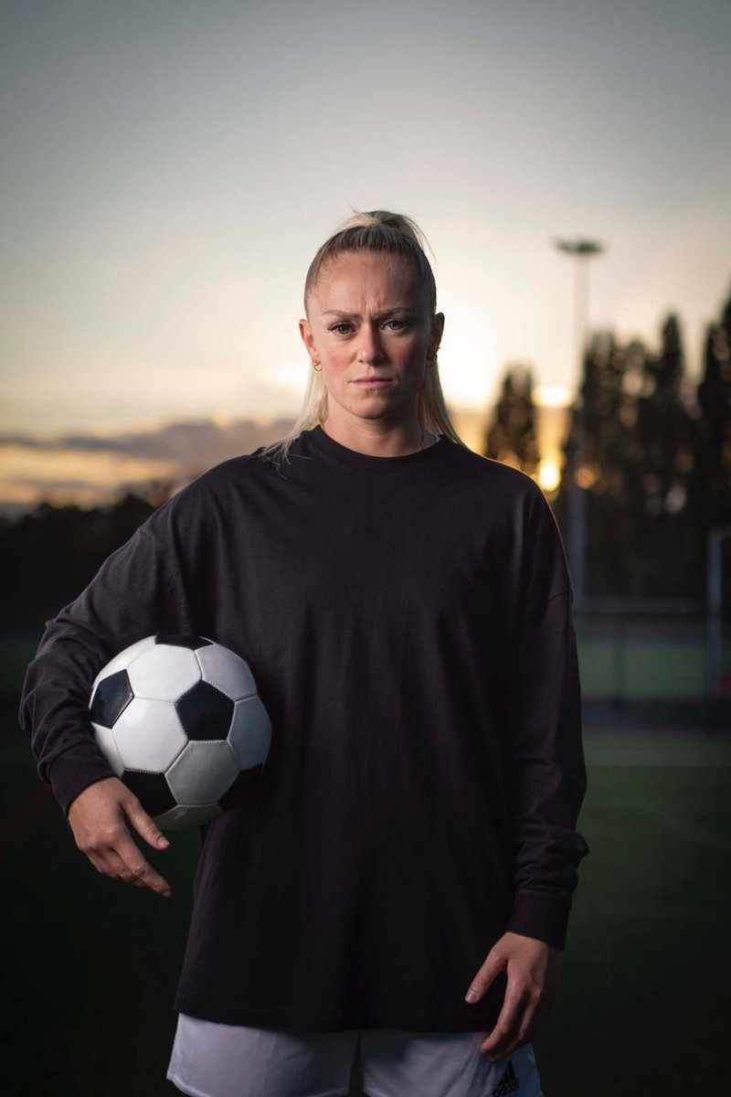 "With the release or the book the amount of messages and people who have reached out to me with their stories has been really overwhelming" <a href="/MillieFarrow/">Millie Farrow</a> of <a href="/TheNCCourage/">NC Courage</a> tells me how she wants to help others dealing with anxiety and OCD.
For <a href="/ForbesSports/">Forbes SportsMoney</a> forbes.com/sites/asifburh…