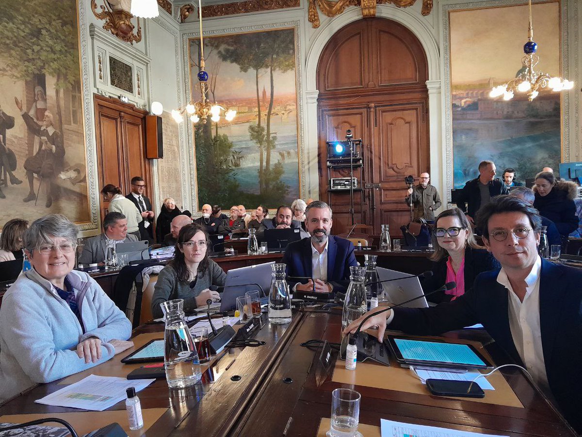 Suivez le Conseil Municipal de #Toulouse avec notamment au programme le débat sur le Projet d’Aménagement et de Développement Durable (PADD) dont les orientations sont d’une importance capitale pour le futur PLUIH toulouse.fr #CMToulouse