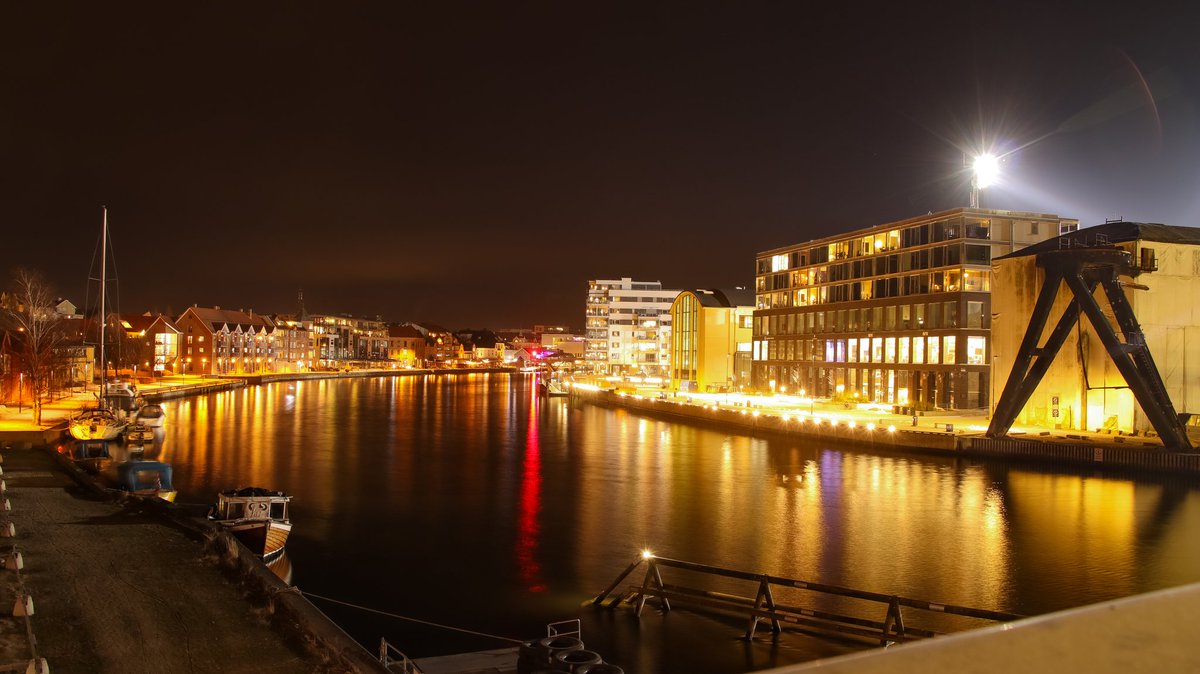 norwayguy30's tweet photo. #longexpo 
#longexposure 
#shutterpriority 
#bulb #longshutter 
#longshutterphotography 
#slowshutter
#lazyshutters 
#longexpo_addiction 
#longexposure_shots 
#longexposurephotography 
#landscapephotography  
#photooftheday 
#rebel_longexposure 
#canonnorway 
.
@Fredrikstadkomm https://t.co/KvBJMjAaTo