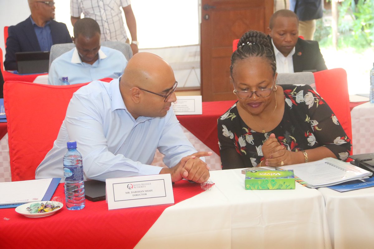 NAssemblyKE's tweet photo. The Departmental Committee on Finance and National Planning Chaired by @KuriaKimaniMP is holding a 2-day stakeholder engagement this weekend with the @KRACorporate at Simba Lodge,in Naivasha, Nakuru County. https://t.co/MrOEKhsam8