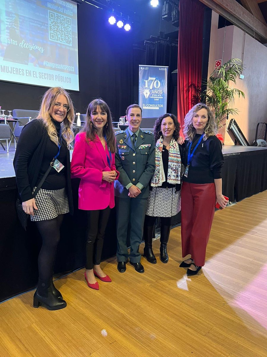 Mujeres en el Sector Público tweet media