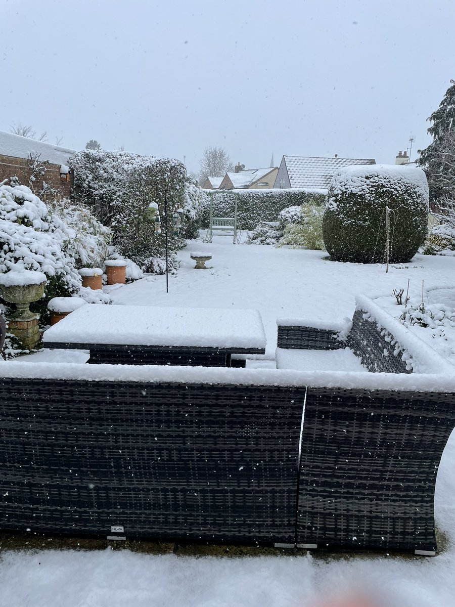 Braybrooke in the snow <a href="/NNweather/">Northamptonshire Weather</a> #nnsnow