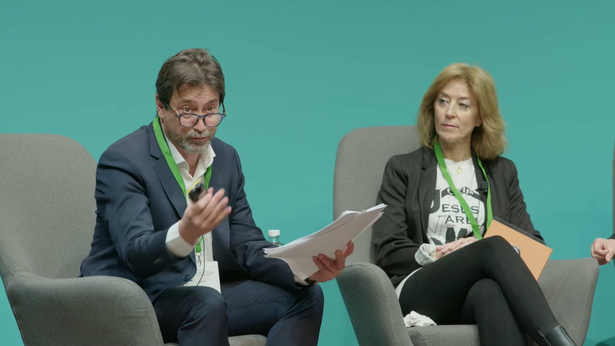 socyedu's tweet photo. "El éxito va mucho más allá de las calificaciones"
@ArturoGaln3, Catedrático y decano en la @UNED
#SimposioLEI #liderazgoeducativo https://t.co/4wJ5afaKIM