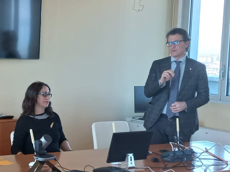 #graieslab
Anche gli inteventi di #AlbertoAvetta e #AnnaMerlin, ex amministratori di <a href="/CittaMetroTO/">Città MetroTorino</a>, che hanno seguito la fase iniziale del progetto