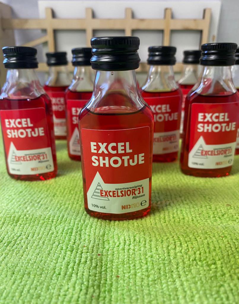 SVExcelsior31's tweet photo. BREAKING!! Wij introduceren de nieuwe opstelling voor de Super Saturday 3e helft. Vanaf morgen verkrijgbaar🤗 #excelshotje https://t.co/HZl1eGmvmx
