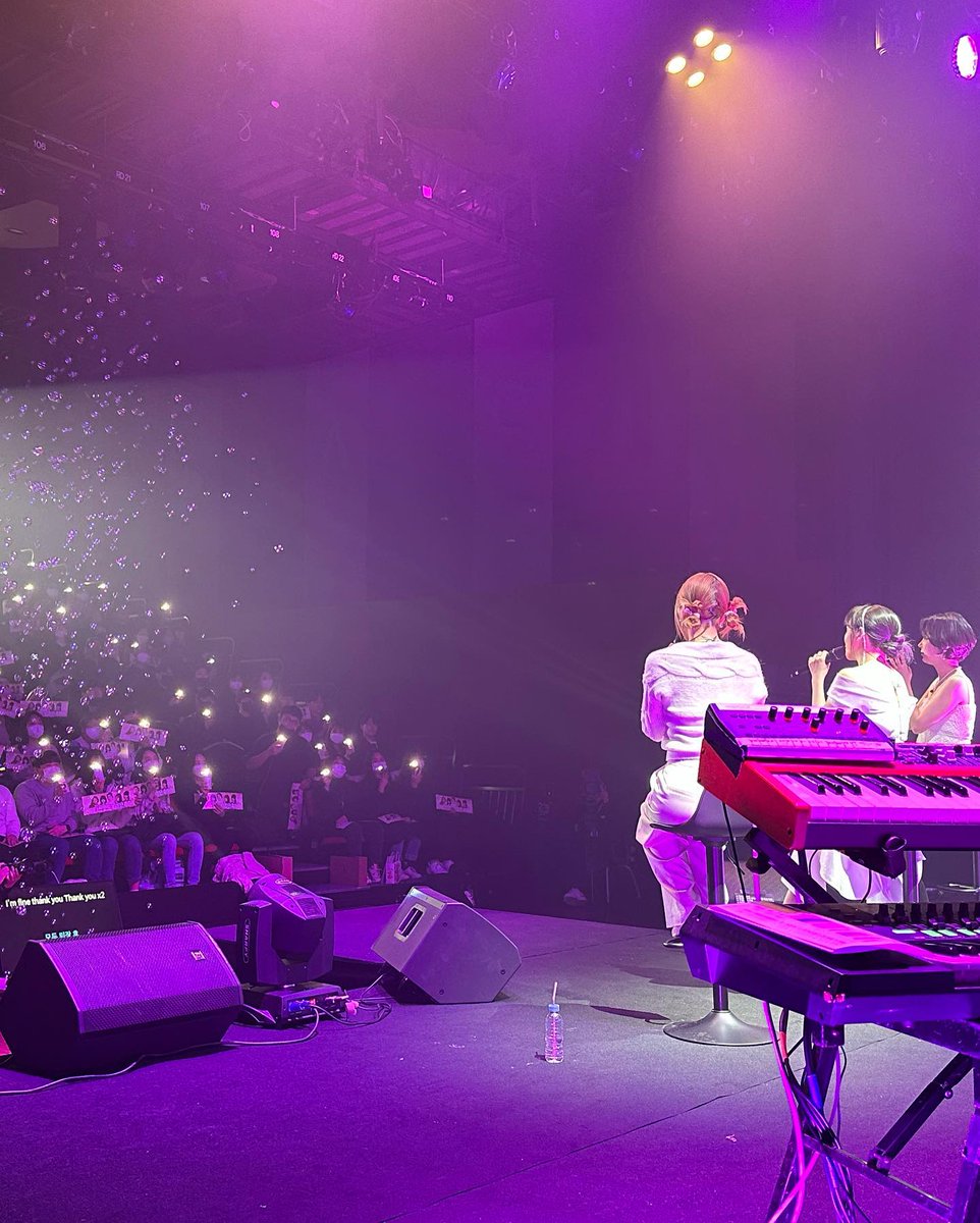 LC_Sinformation's tweet photo. 230309 Zuny's Instagram(2)

https://t.co/bCFnGPFBUV

@LC__zuny @LC__Ashley @LC__Sojung #LADIESCODE #레이디스코드 #ZUNY #주니 #KIMJOOMI #김주미 #ASHLEY #애슐리 #CHOIBITNA #최빛나 #SOJUNG #소정 #LEESOJUNG #이소정 #10YearsWithLadiesCode #10YearsLavingYou https://t.co/HR1Dvcnqom