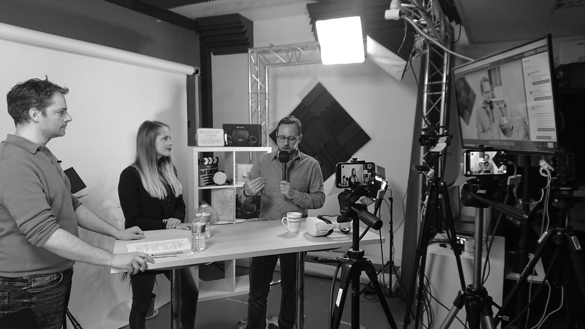 C'était hier dans notre studio ! Lénaïc Cadet &amp; <a href="/Guillaume_Clere/">Guillaume Clere</a> de <a href="/RevertoVR/">REVERTO</a> ont partagé leur expertise concernant l'utilisation de l'immersif pour sensibiliser aux risques psychosociaux et ce dès l'onboarding ! 

Merci à eux et aux participants !

#Onboarding #RPS