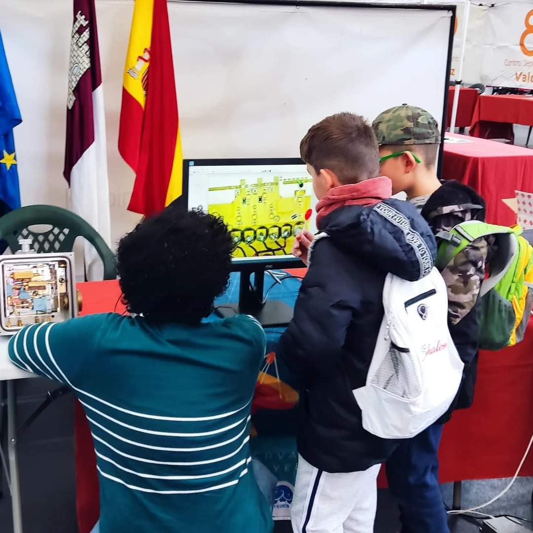 📣 Ya ha comenzado #expoastronómica2023‼️ 
Con la visita de los coles, planetario y proyecciones #Cadete Espacial de <a href="/4661filmfest/">4661 Film Fest</a> 
👍 Mañana sábado abriremos al públicoa partir de las 9:30.
🎫 Entrada gratuita
#ciencia #divulgación #conocimiento #cine #cortometrajes #astronomía