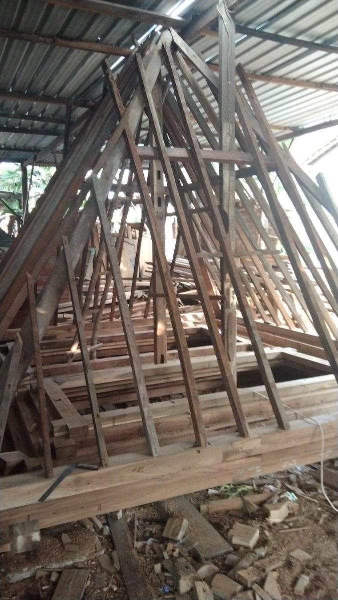 joglodejava's tweet photo. griyadjatikusuma
Jasa pengadaan rumah2 jawa ; Joglo-Limasan-Pendopo-Gazebo dengan harga terjangkau dan berkualitas nan eksotisme
Untuk informasi dan pemesanan :
#joglo
#limasan
#pendopo
#gazebo
#rumahjawa
https://t.co/4s03cS2uQQ
https://t.co/UTQR56L8tl https://t.co/kzekEZVw9O